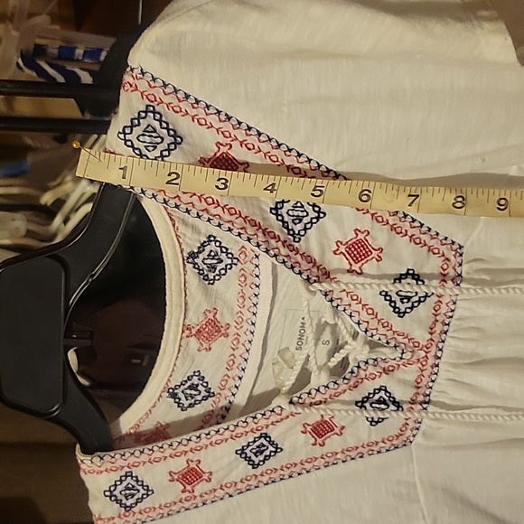 Sonoma white tie up v-neck pullover blouse with red and blue embroidery. - Picture 6 of 6